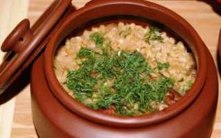 Как приготовить рис в горшочке с мясом в духовке?